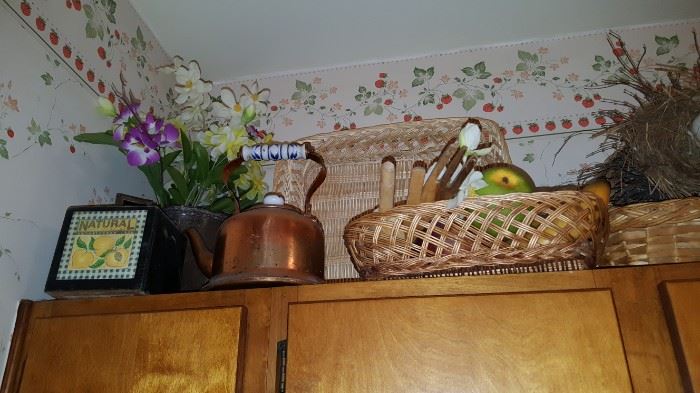 Baskets & Other Decorative Items