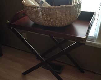 Nice Tray with Stand