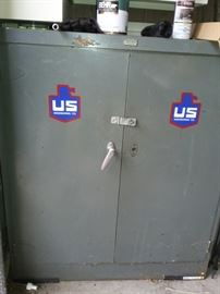 Industrial metal cabinet US Engineering