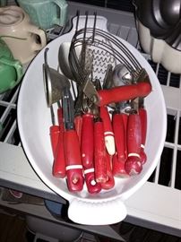 vintage red Kitchenware, red Le Creuset oval dish