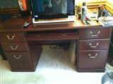 Computer desk