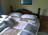 Queen size bed