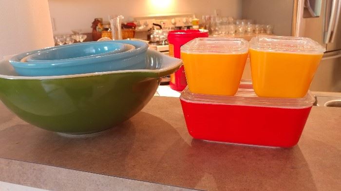 Viintage Pyrex