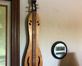 The actual lute played by Rhaegar Targaryen when he made Lyanna Stark cry and thus they fell in love and their union CATAPULTED the BATTLE OF THE TRIDENT (I'm  Game of Thrones nerd and you will have to deal with that)