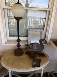 Sherlock Holmes lamp and duck