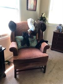 chair covered in tribbles