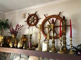 serious nautical theme with brass candles and pineapples!