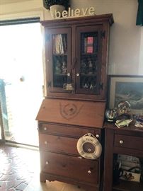 Narrow secretary. BELIEVE