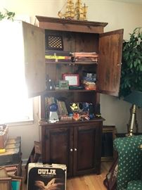 vintage entertainment center