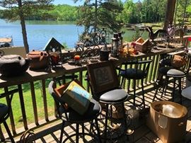 Look at that gorgeous lake! 