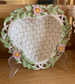 Belleek 4-Strand Shamrock Basket Large Colored Flowers