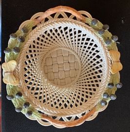 Belleek Autumn BlackBerry Butterfly Basket	