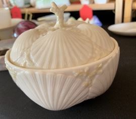 Belleek New Shell Lidded Jar/Bowl