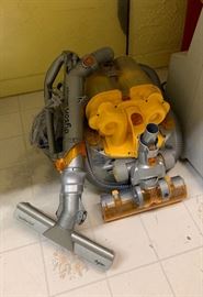 Dyson DC11 Telescopic Vacuum Cleaner