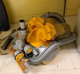 Dyson DC11 Telescopic Vacuum Cleaner