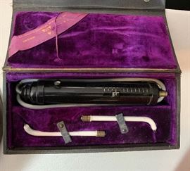 Camerons Surgical Quack Device	