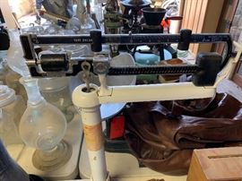 Continental Baby Scale