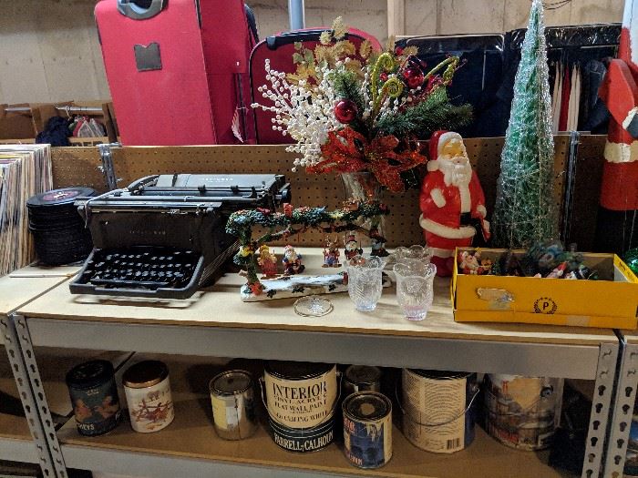 typewriter and Christmas