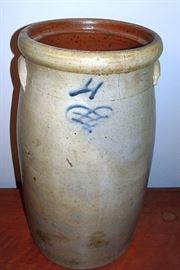 4 Gallon Blue Decorated Churn