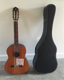 Yamaha G-50A classical guitar with case 