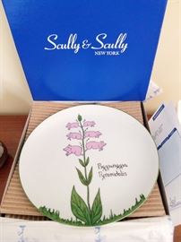 Scully & Scully plates...New in box