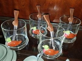 Duck hunting glass with rifle stirrers