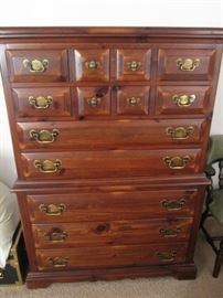 Link-Taylor Chest on Chest