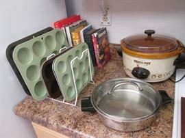 Cookbooks & Bakeware