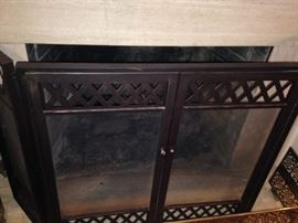 3-fold black fireplace screen 