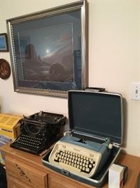  Smith-Corona manual and Antique Underwood typewriter with glass keys