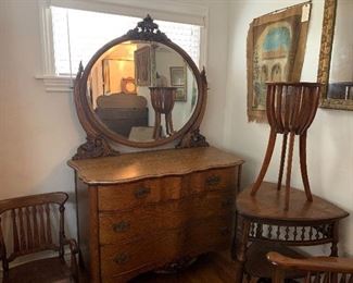 Fancy c1900 serpentine front chest of drawers