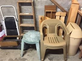 Stepladder, Stepstool