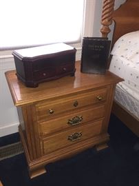 Kincaid by La-Z-Boy Solid Wood Nightstands x2