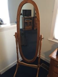 Full Length Oval Standing Mirror
