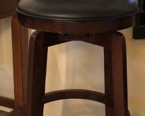Swivel Bar Stool (1)