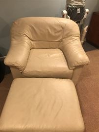 This chair even has an ottoman!