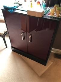 Nice quality side cabinet!