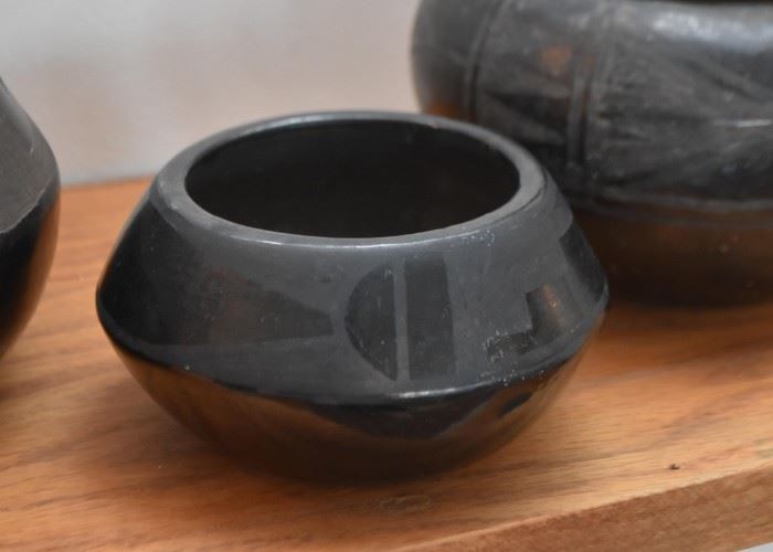 Native American Pottery / Santa Clara Black Pottery 