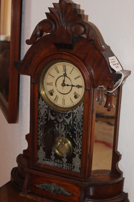 Parlor Clock from Massachusetts 
