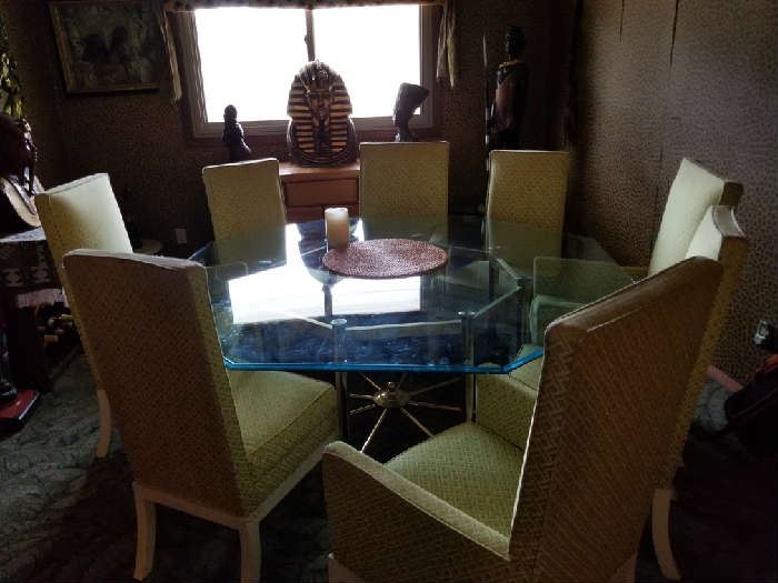 Octagonal dining room for (8)