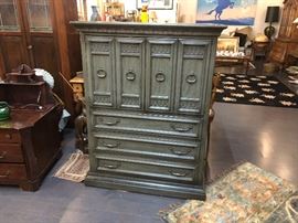 Green Speckled Chest of Drawers
