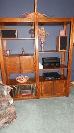 OAK ENTERTAINMENT CENTER