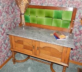 ANTIQUE WASH TABLE WITH MARBLE TOP