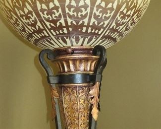 4 COLUMN TORCHIERE UPLIGHT LAMP
GOLD PAINTED SHADE (detail)
