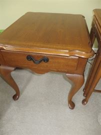 END TABLE ON CABRIOLE LEGS
THOMASVILLE
