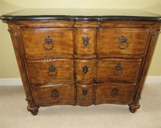 CASA VITA MARBLE TOP CHEST
DREXEL HERITAGE COLLECTION
