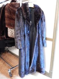 FINE FUR COAT COLLECTION