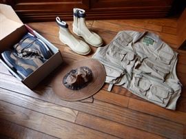 FISHING OUTFIT INCLUDING ORVIS-TO BE SOLD AS A GROUP