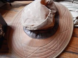 FISHING OUTFIT INCLUDING ORVIS-TO BE SOLD AS A GROUP