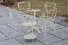 Salterini bistro set- 4 chairs and table base no top